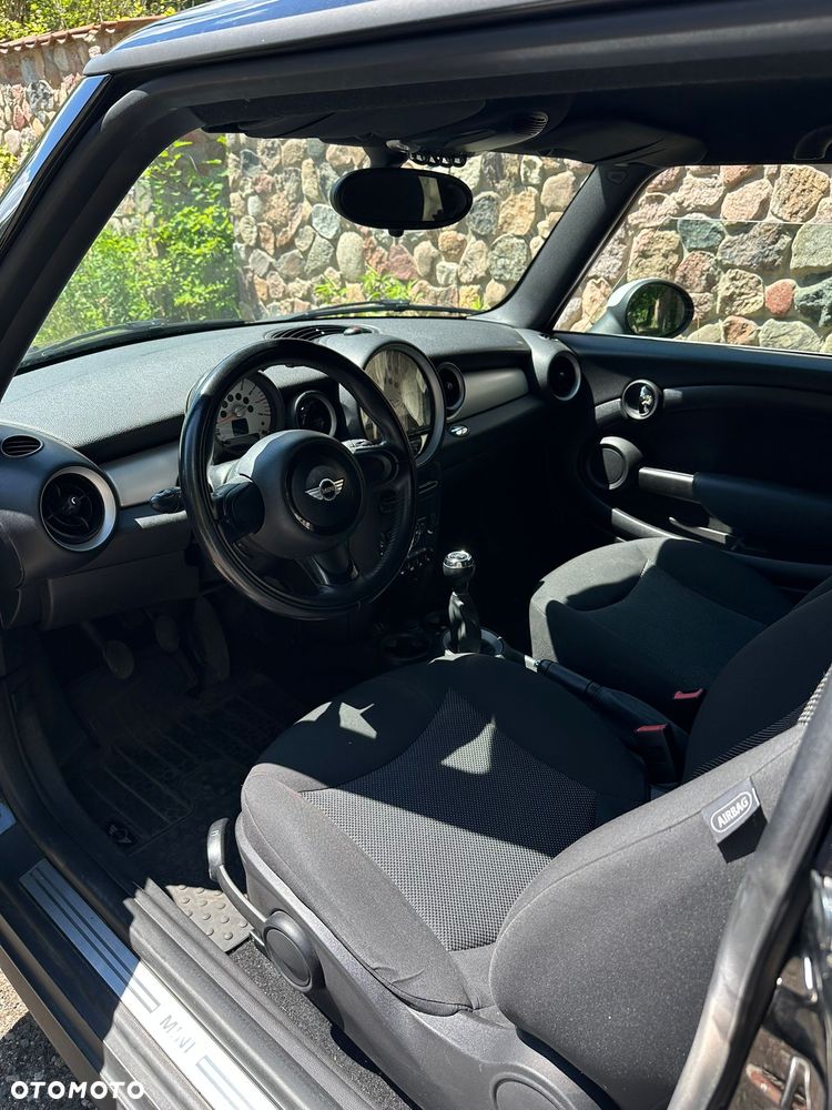 MINI ONE Standard - 14