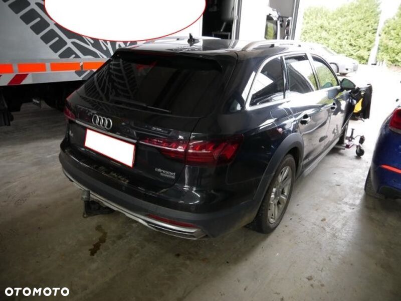 Audi A4 Allroad - 2