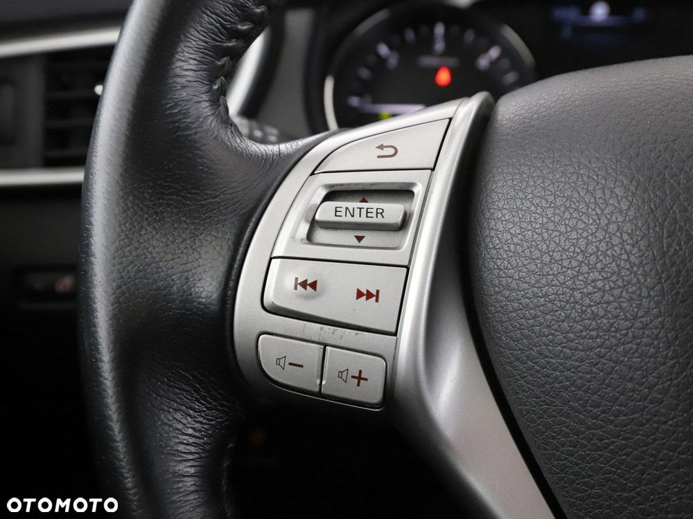 Nissan X-Trail 1.6 DCi N-Connecta 4WD - 32