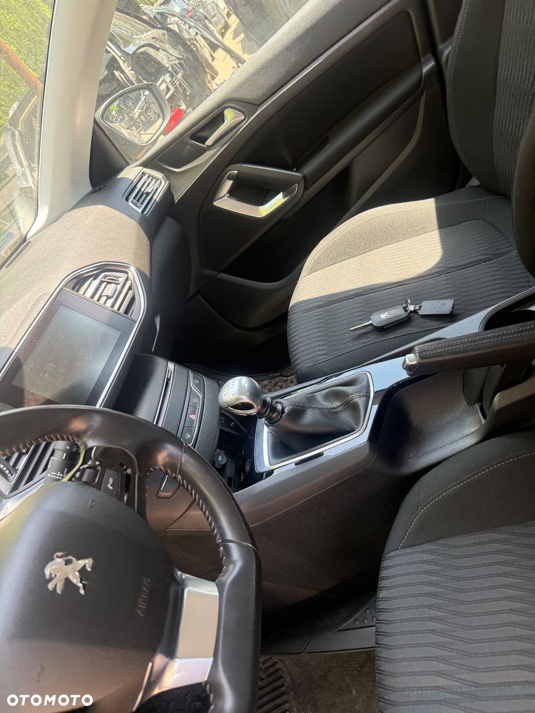 Peugeot 308 T9 na części - 7