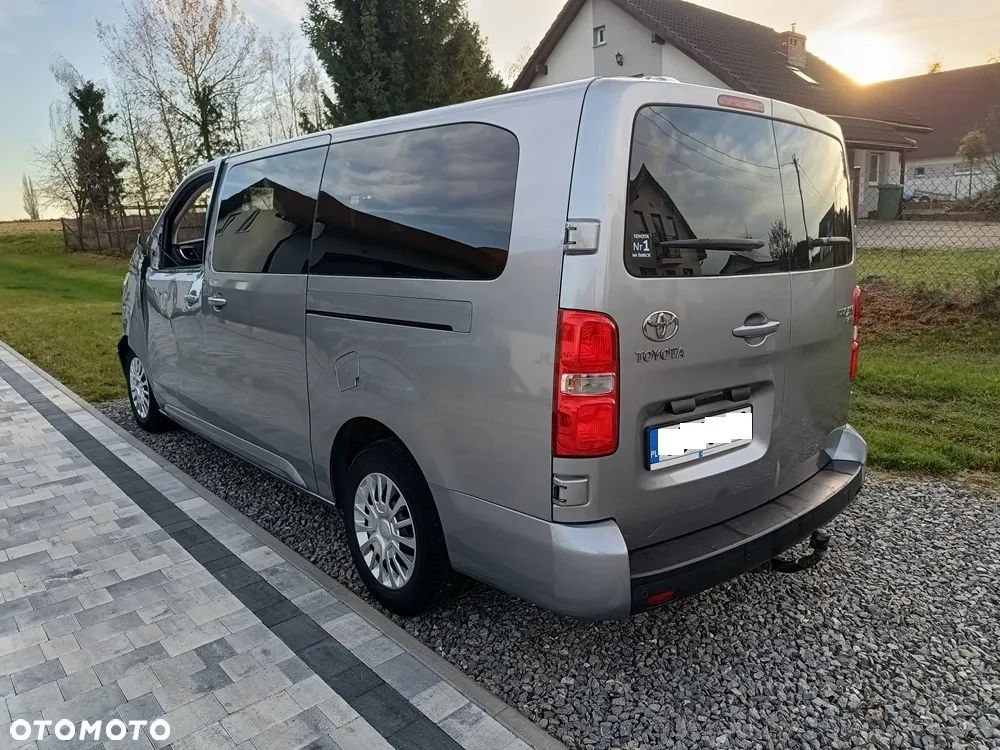 Toyota Proace Verso 2.0 D4-D Medium Family - 4