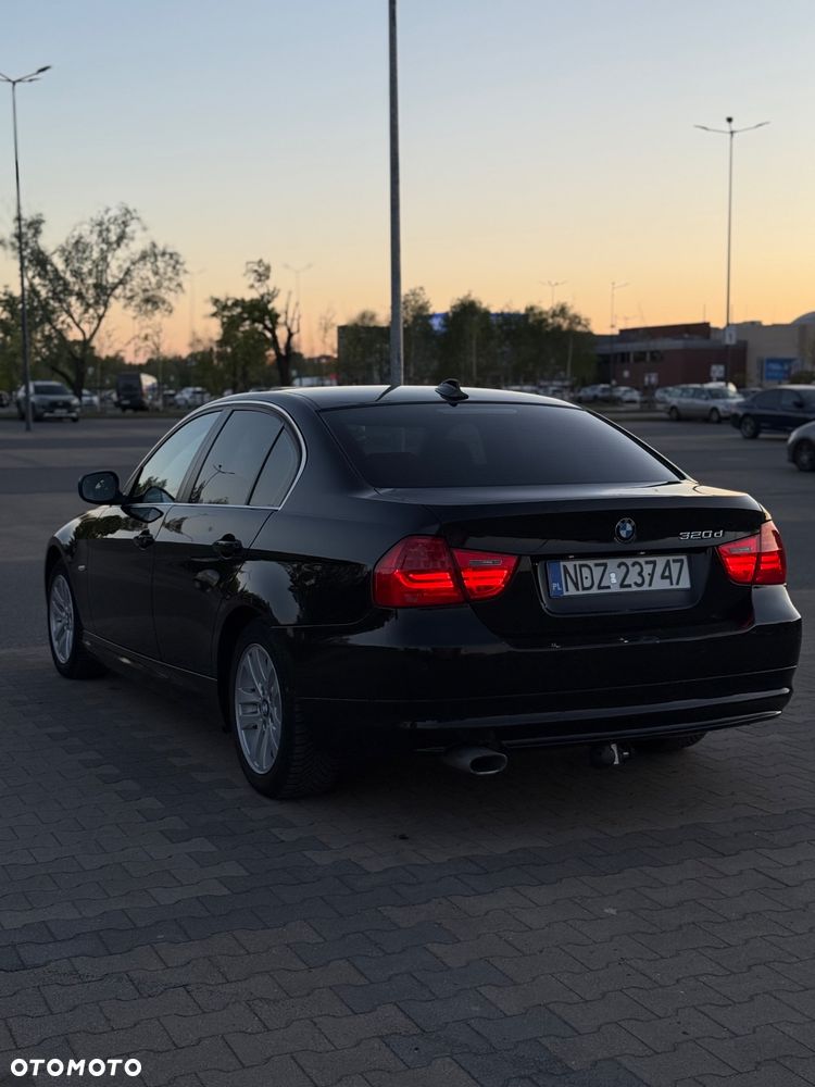 BMW Seria 3 320d DPF - 4
