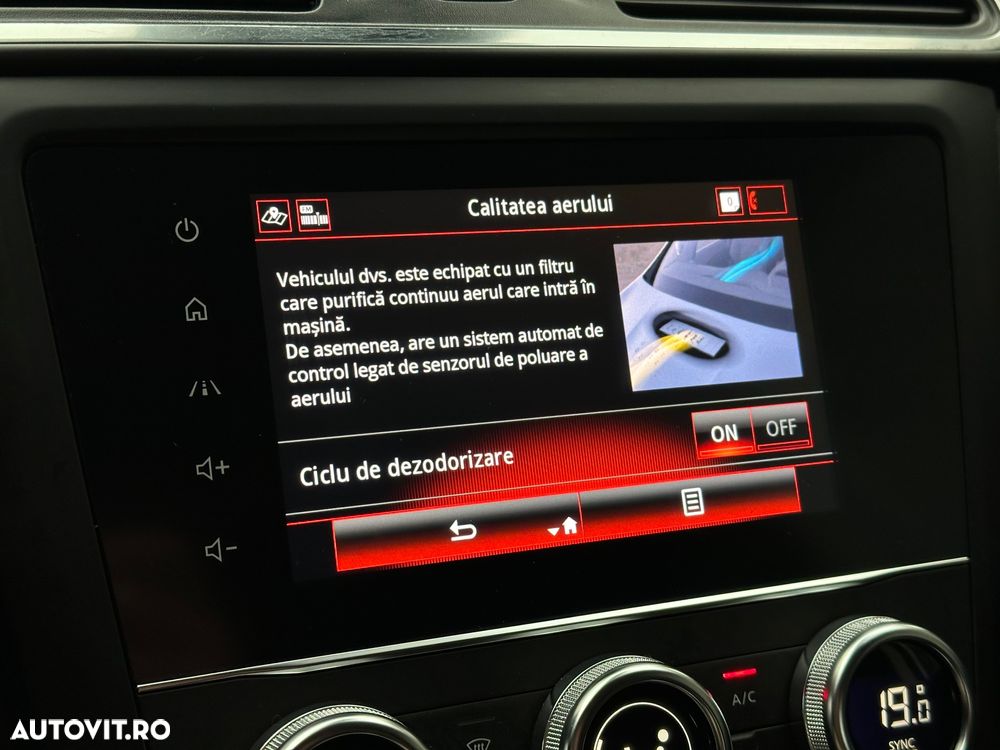 Renault Kadjar BLUE dCi 115 BUSINESS EDITION - 18