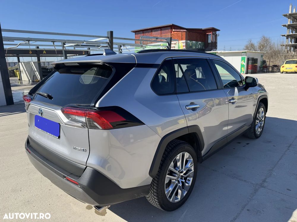 Toyota RAV4 - 14
