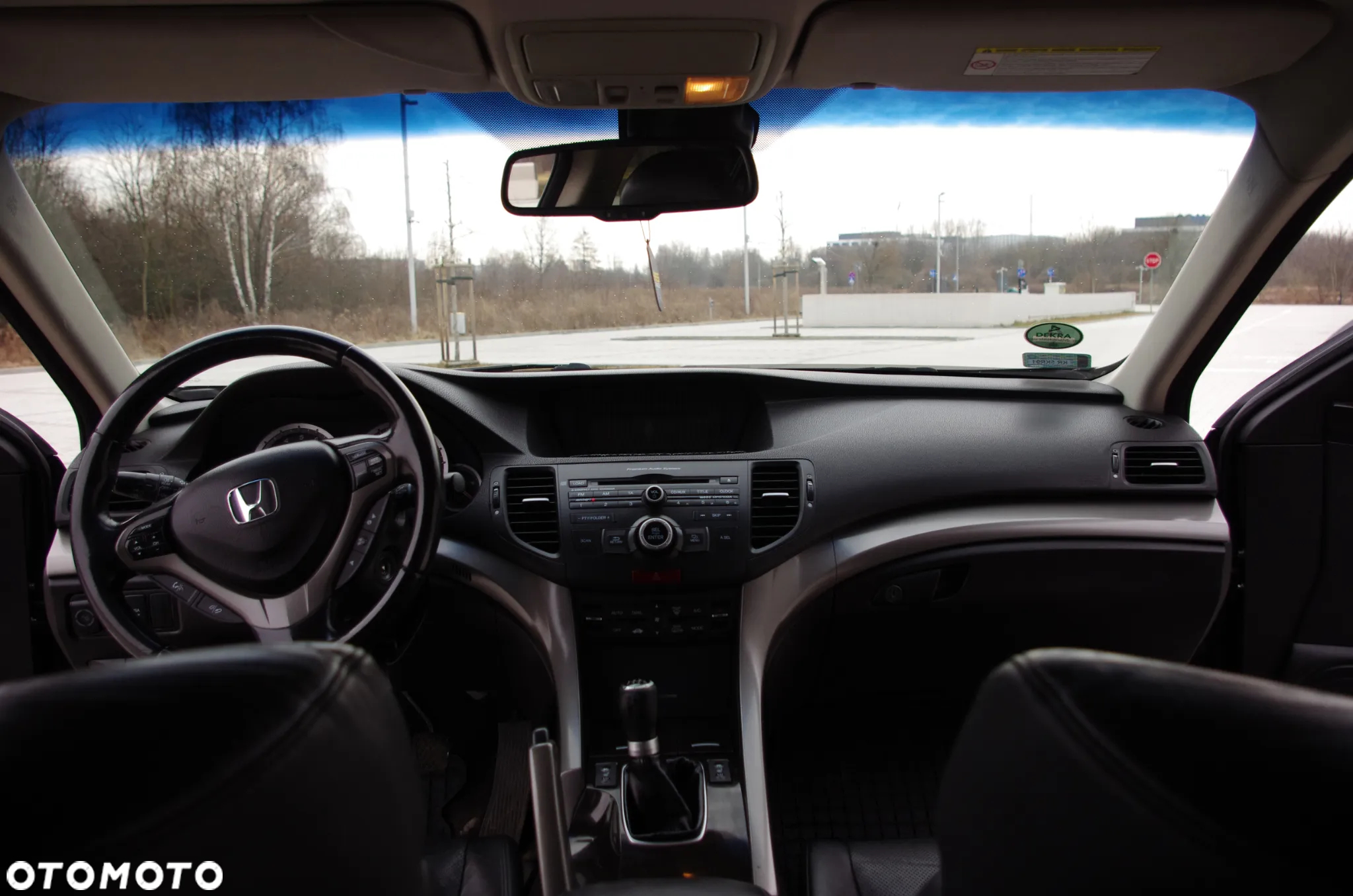 Honda Accord 2.0 Executive - 22