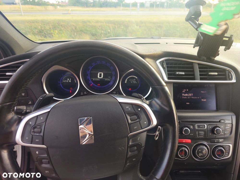 Citroën DS4 1.6 THP SoChic MCP - 7