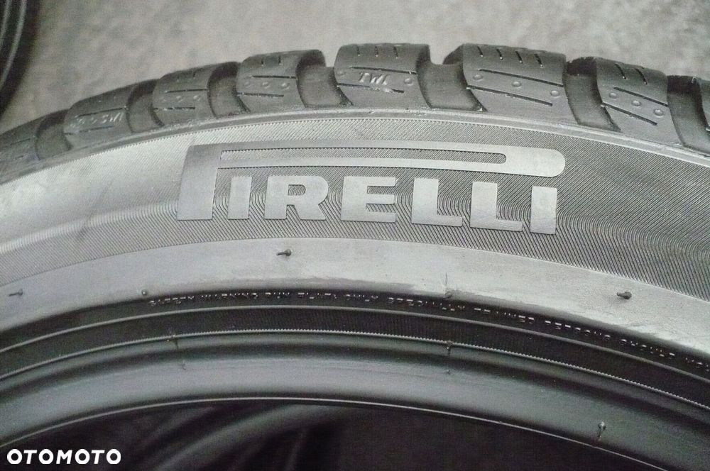 PIRELLI Sottozero 3 RFT 225/45R19 6,5mm 2020 - 3