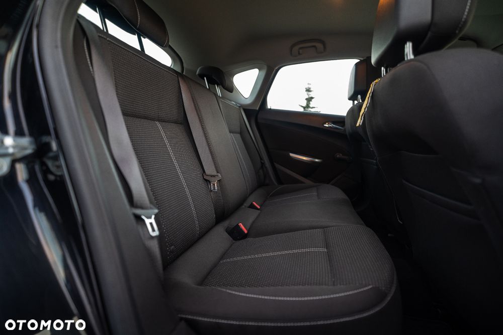 Opel Astra 1.7 CDTI DPF Edition Sport - 17