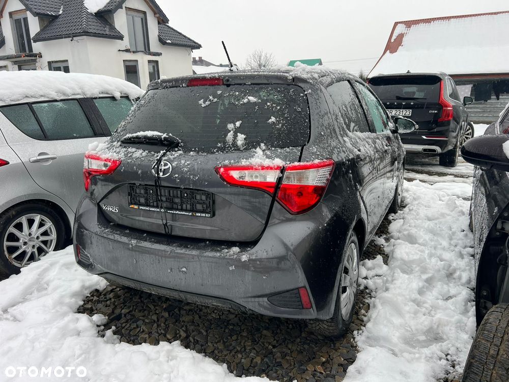 Toyota Yaris 1.5 Life - 4