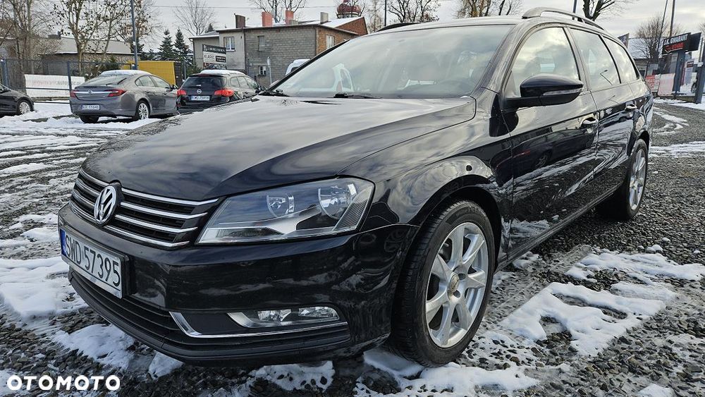 Volkswagen Passat - 4