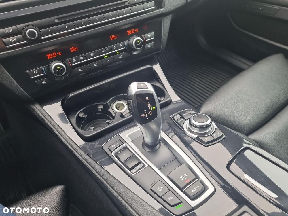 BMW Seria 5 - 25