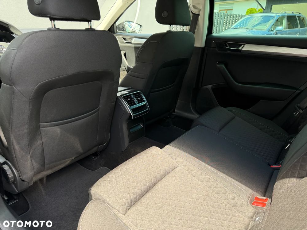 Skoda Superb 2.0 TDI SCR Ambition DSG - 25