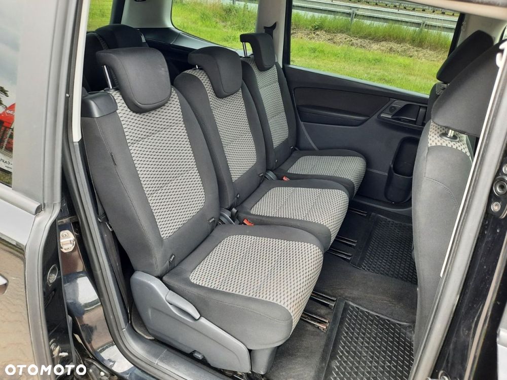 Volkswagen Sharan - 25