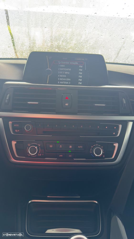 BMW 318 Gran Turismo d Line Luxury - 8