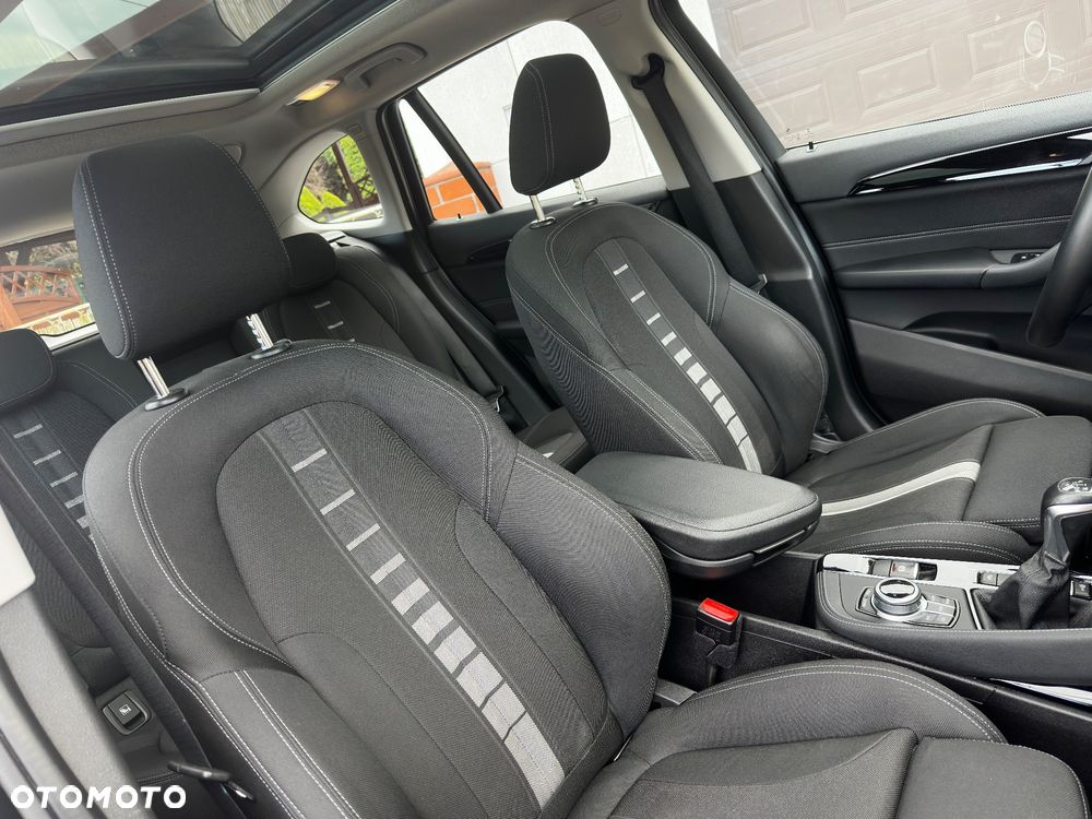 BMW X1 xDrive20i Sport Line - 21