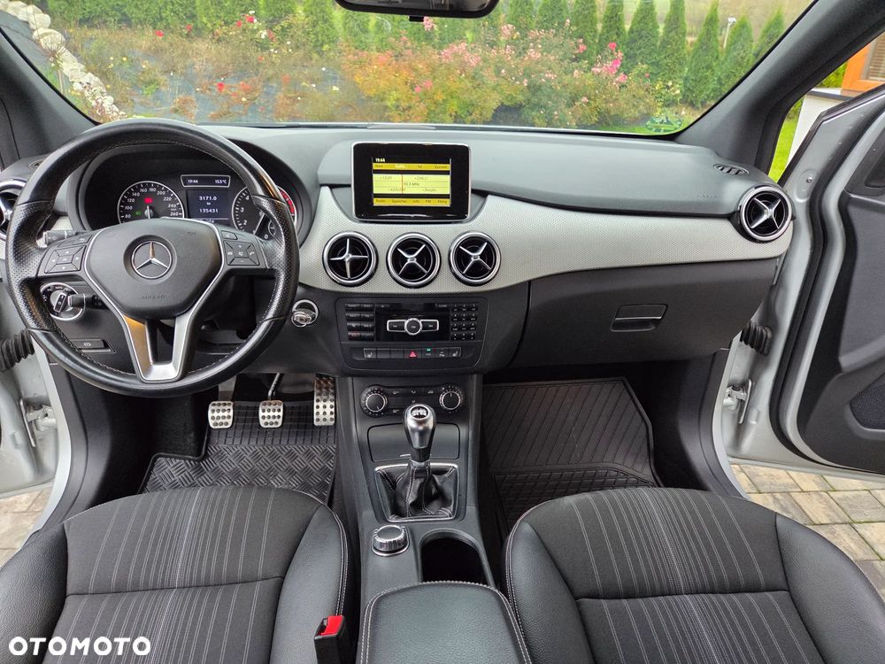 Mercedes-Benz Klasa B 200 (BlueEFFICIENCY) - 15