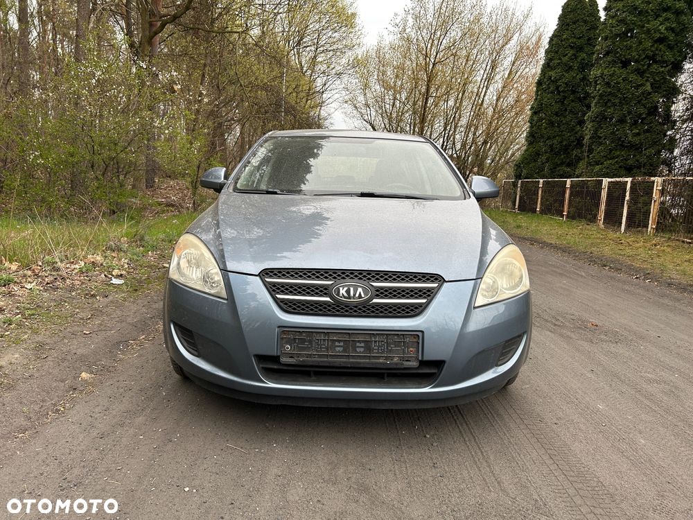 Kia Ceed 1.4 Comfort - 2