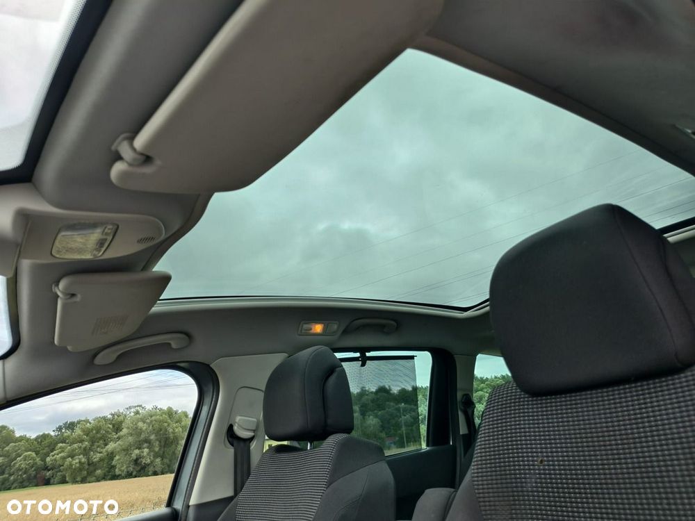 Peugeot 5008 - 14