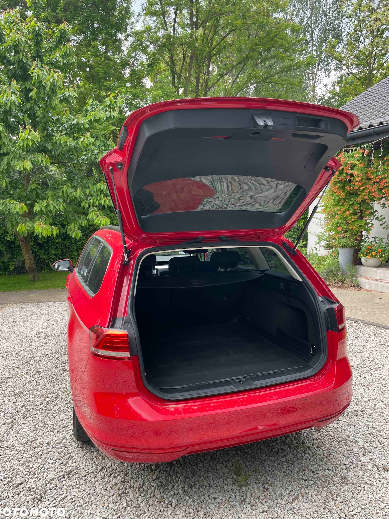 Volkswagen Passat - 12