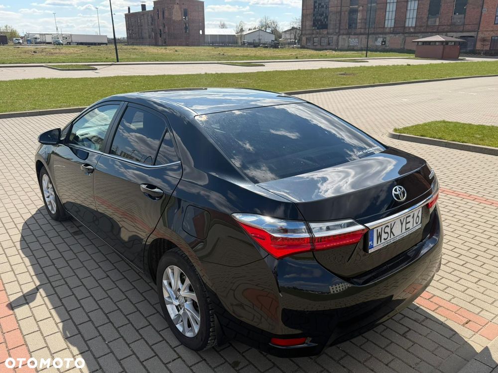 Toyota Corolla 1.6 Comfort - 5