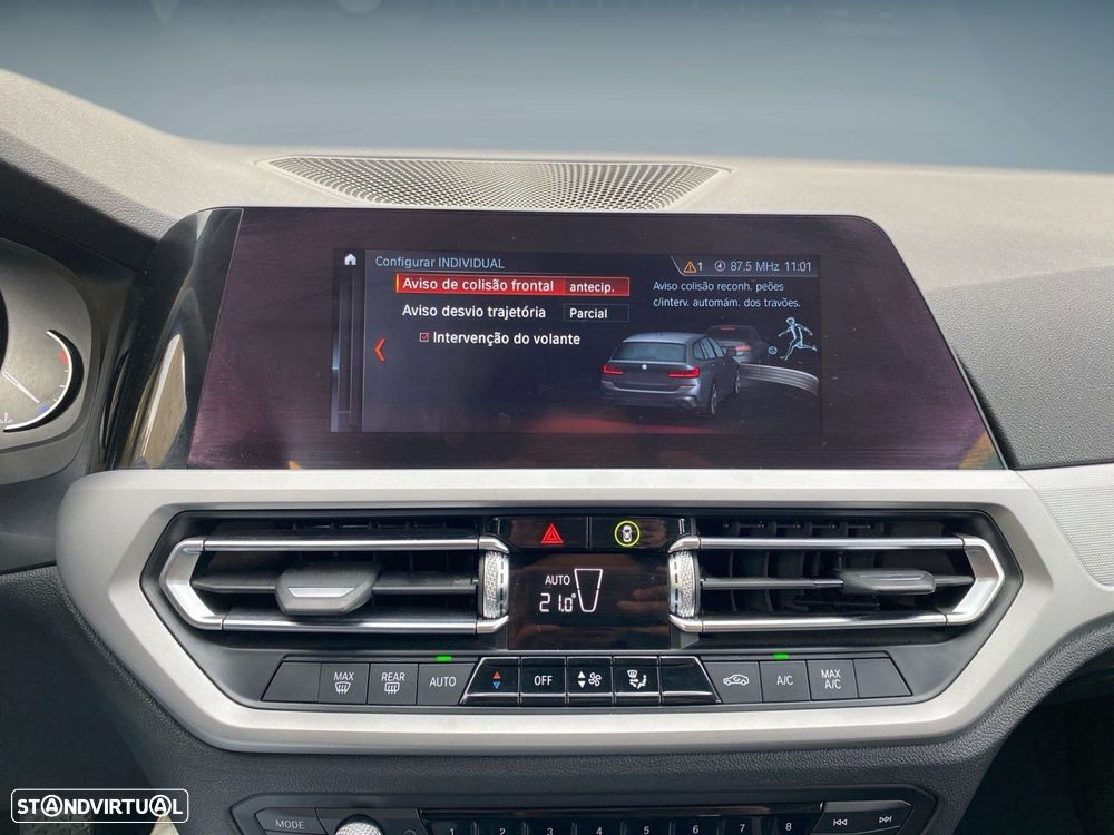 BMW 318 d Touring Advantage - 8