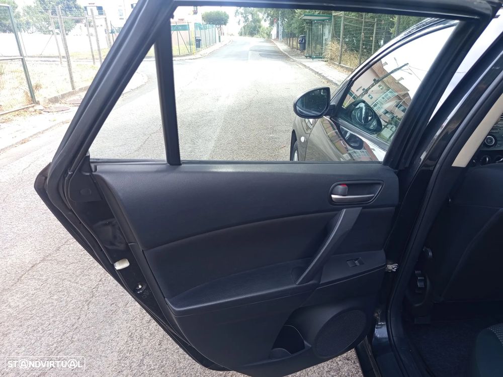 Mazda 3 Hatchback MZ-CD 1.6 Sport - 20