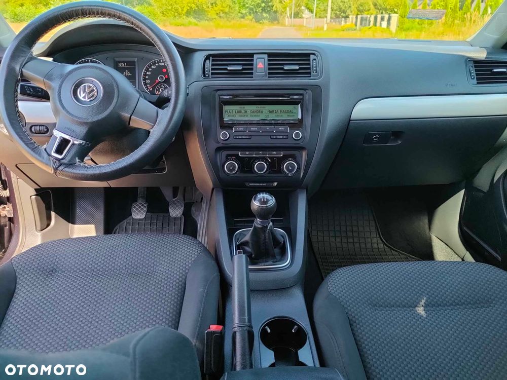 Volkswagen Jetta 1.6 TDI DPF Comfortline - 2