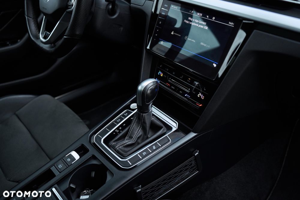 Volkswagen Arteon 2.0 TDI SCR R-Line DSG - 20
