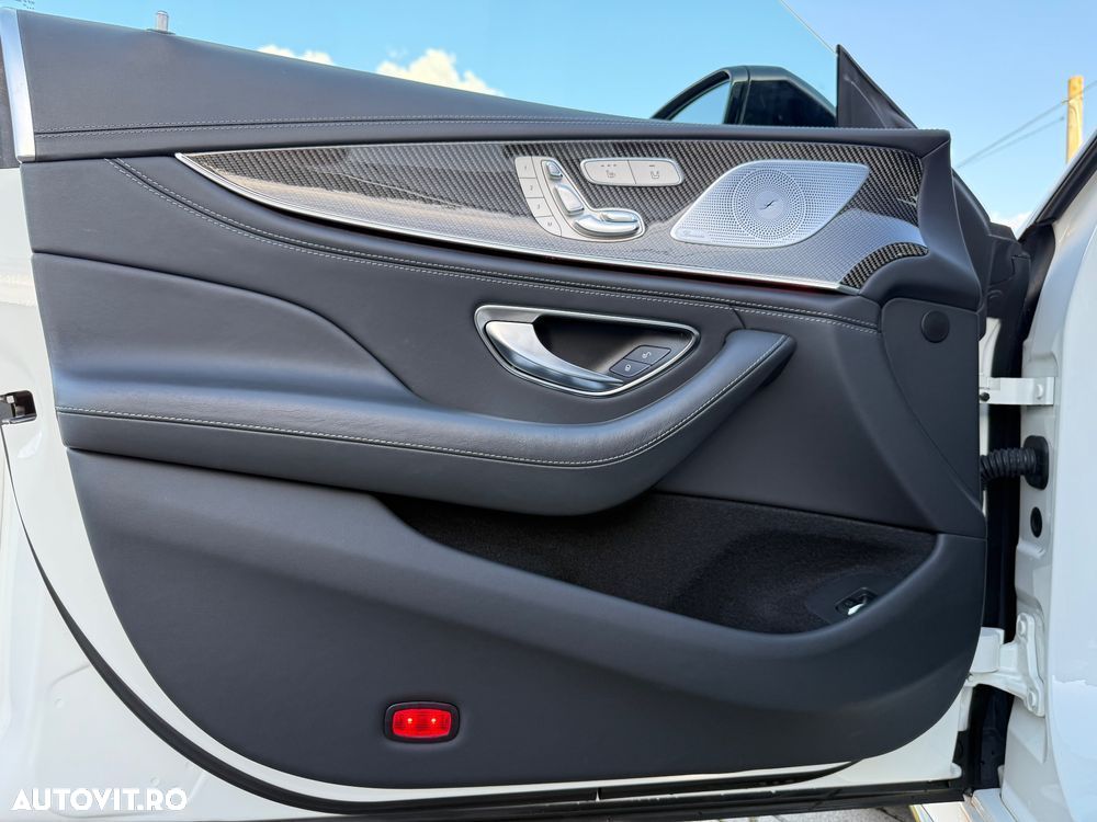 Mercedes-Benz AMG GT - 14