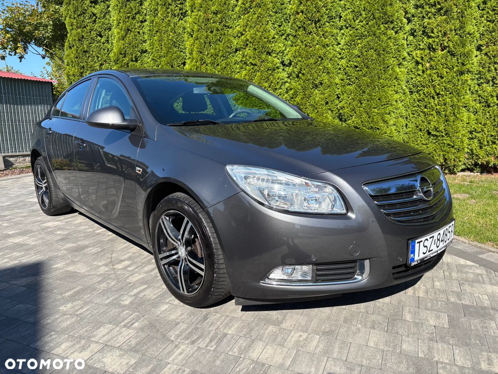 Opel Insignia - 12