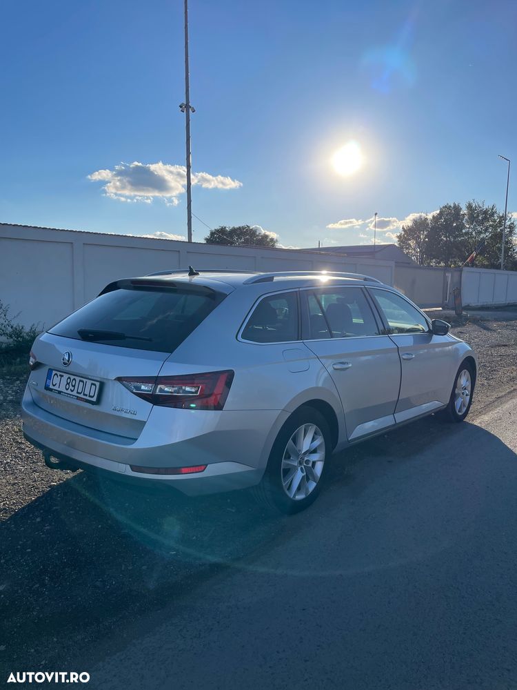 Skoda Superb 1.6 TDI DSG Style - 2