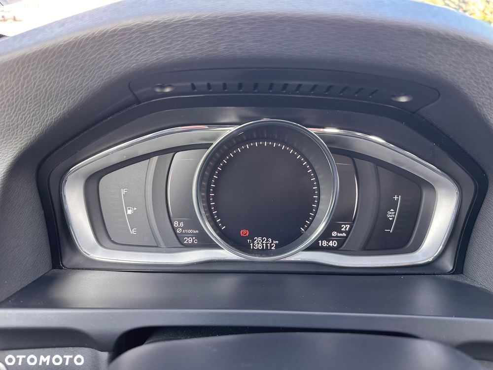 Volvo V60 D4 Drive-E Summum - 2