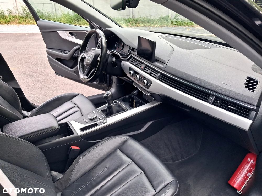 Audi A4 Avant 2.0 TDI ultra design - 18