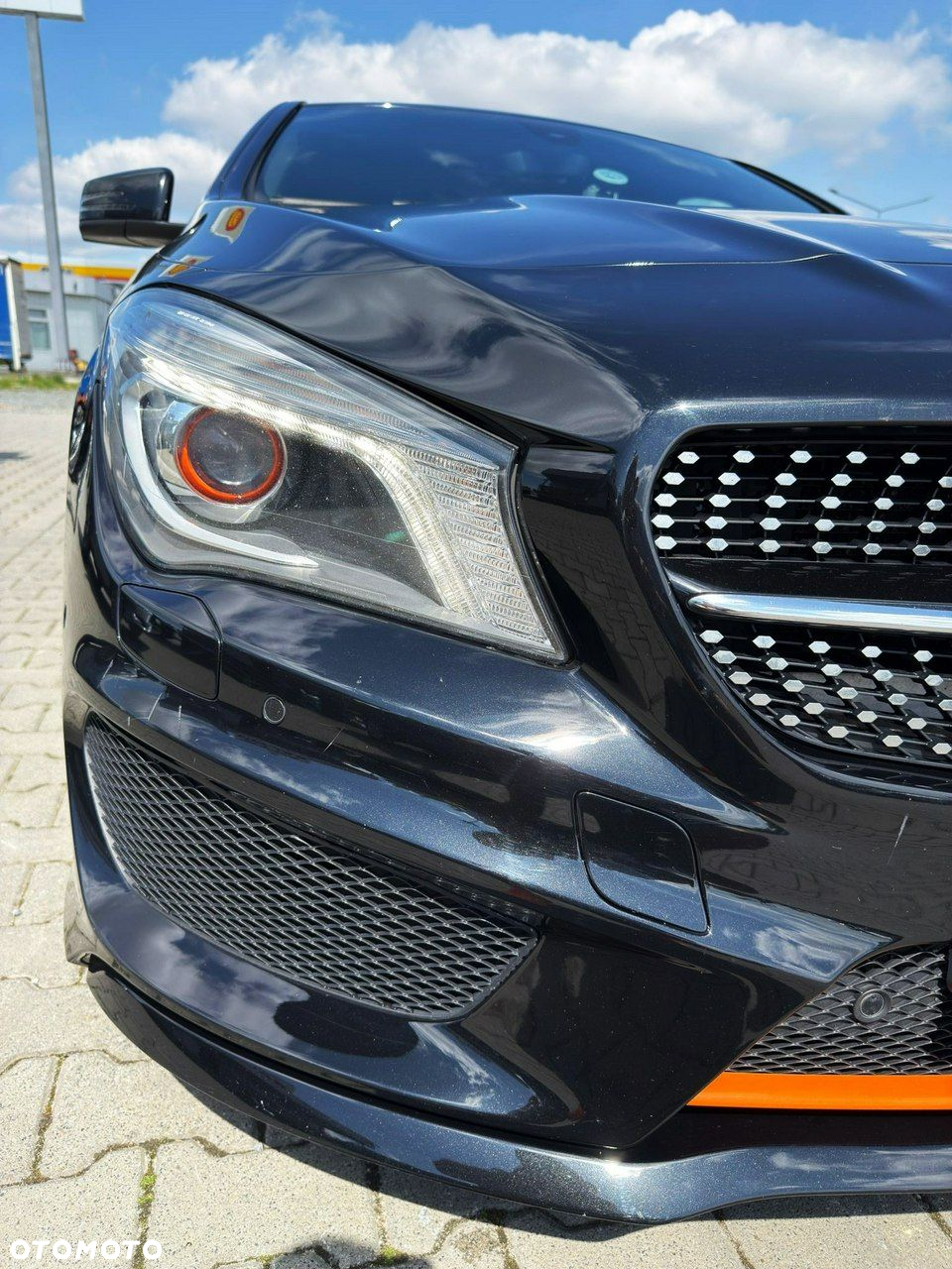 Mercedes-Benz CLA Shooting Brake 220 (CDI) d 4Matic 7G-DCT Orange Art Edition - 22