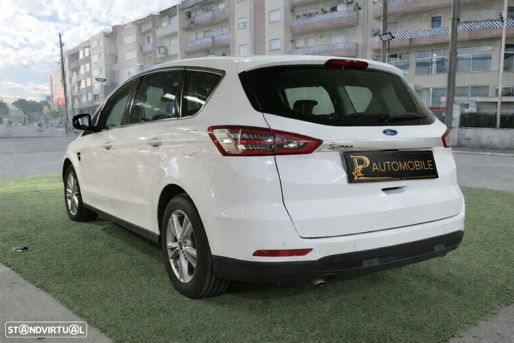 Ford S-Max 2.0 TDCi Titanium - 3