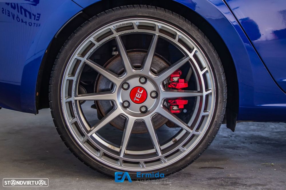 SEAT Leon 2.0 TSI Cupra DSG S/S - 23