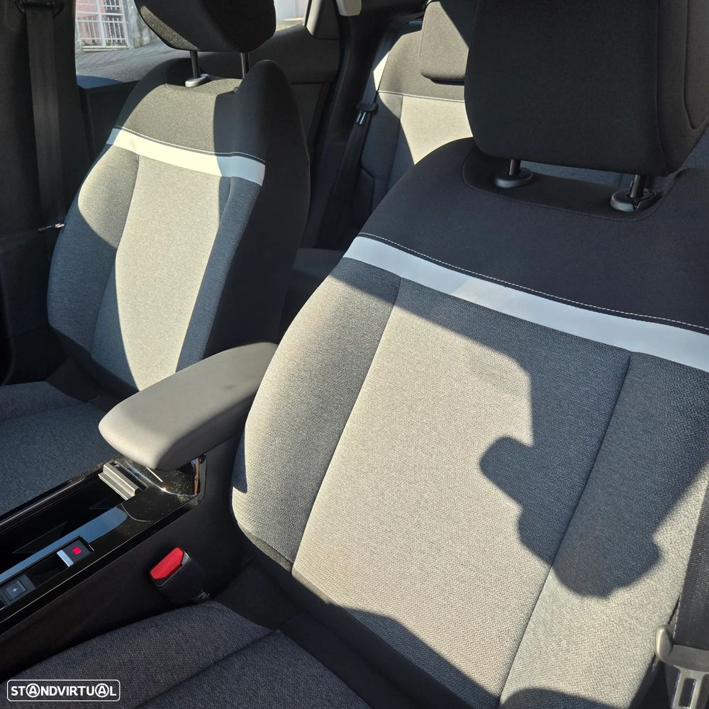Citroën e-C4 50 kWh Live Pack — fotografia 7