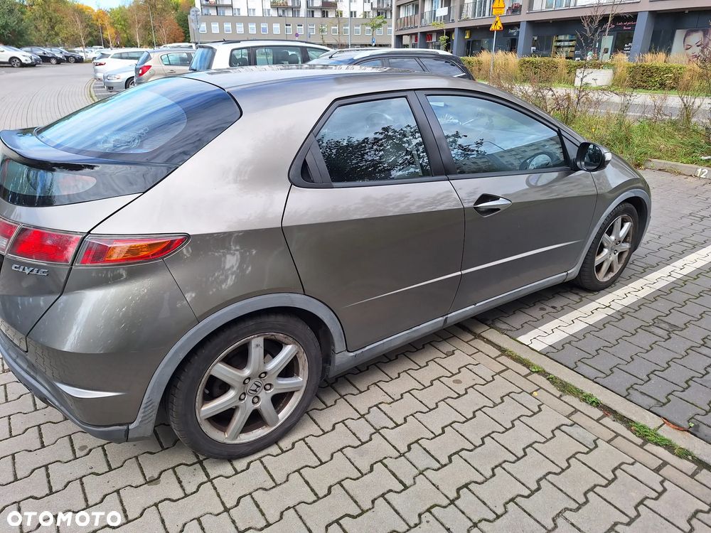 Honda Civic 1.8 TypeS - 3