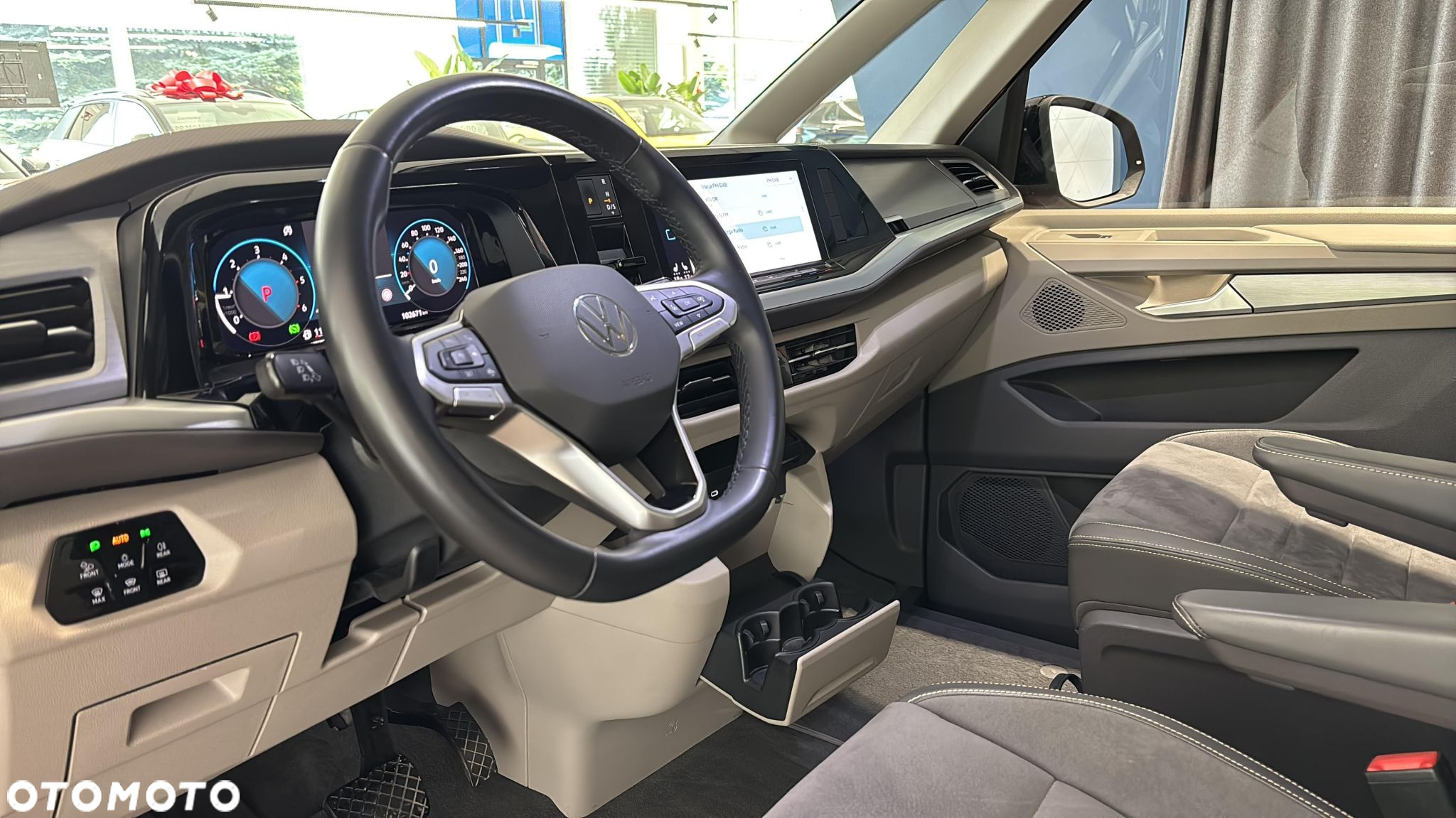 Volkswagen Multivan 2.0 TDI L2 Life DSG - 9