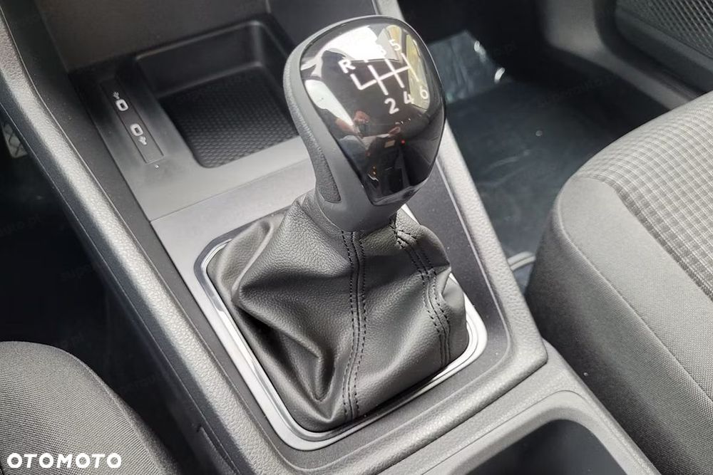 Volkswagen Caddy L1H1 2.0 102KM - 16