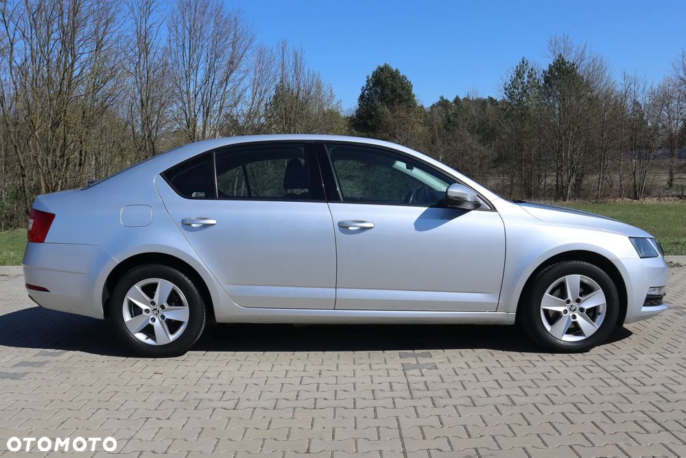 Skoda Octavia 2.0 TDI Ambition - 9
