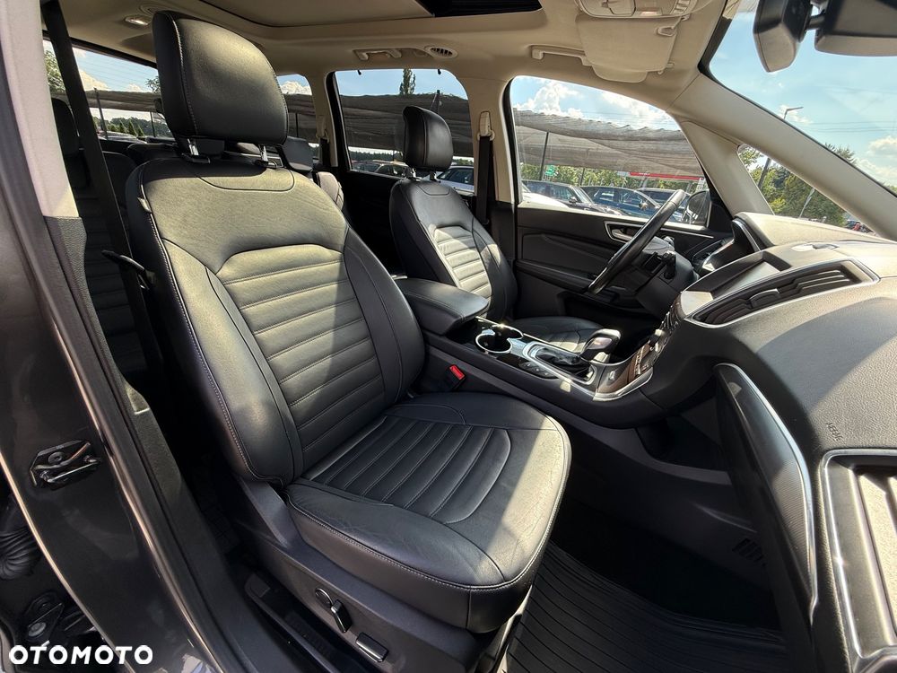 Ford Galaxy - 28