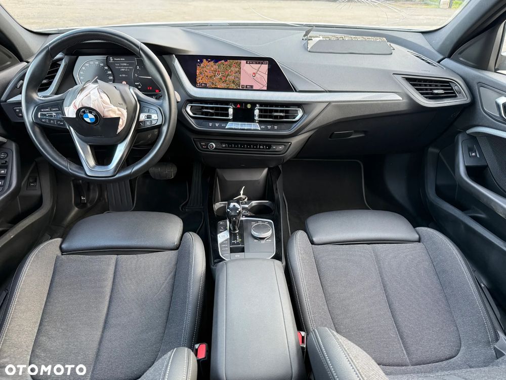 BMW Seria 1 118i Sport Line - 15