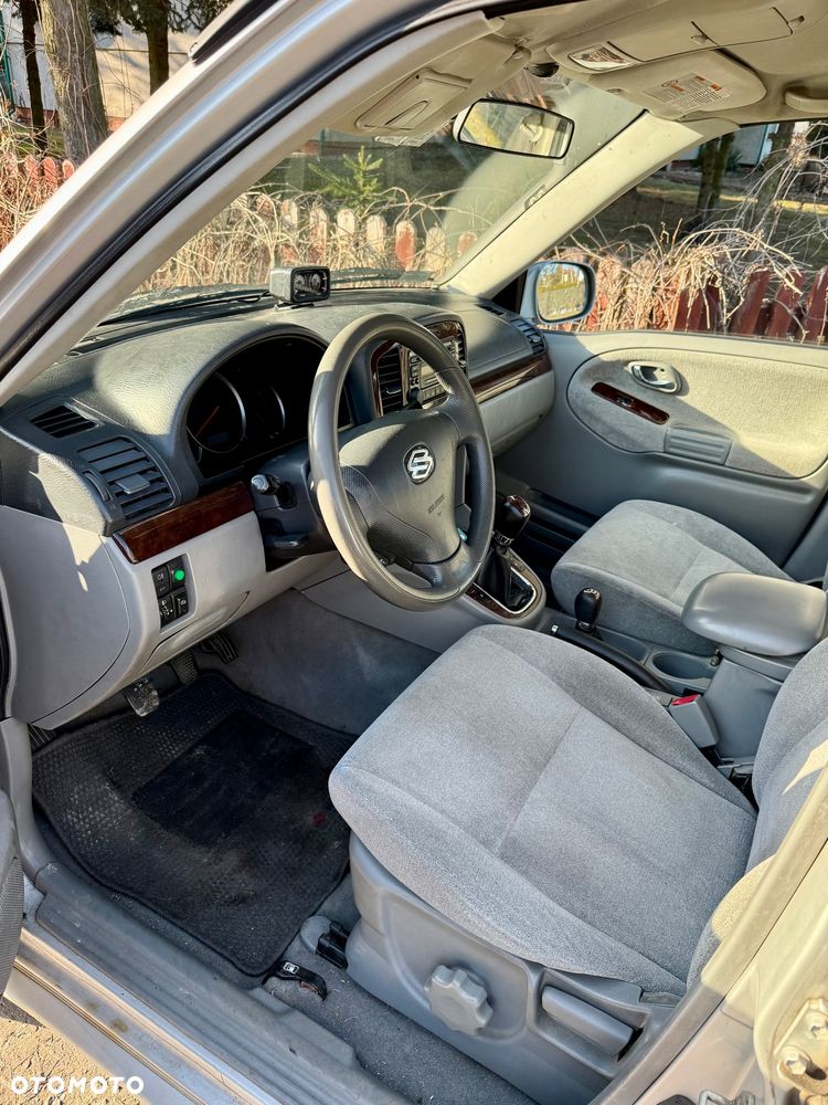 Suzuki Grand Vitara 2.7 V6 - 4