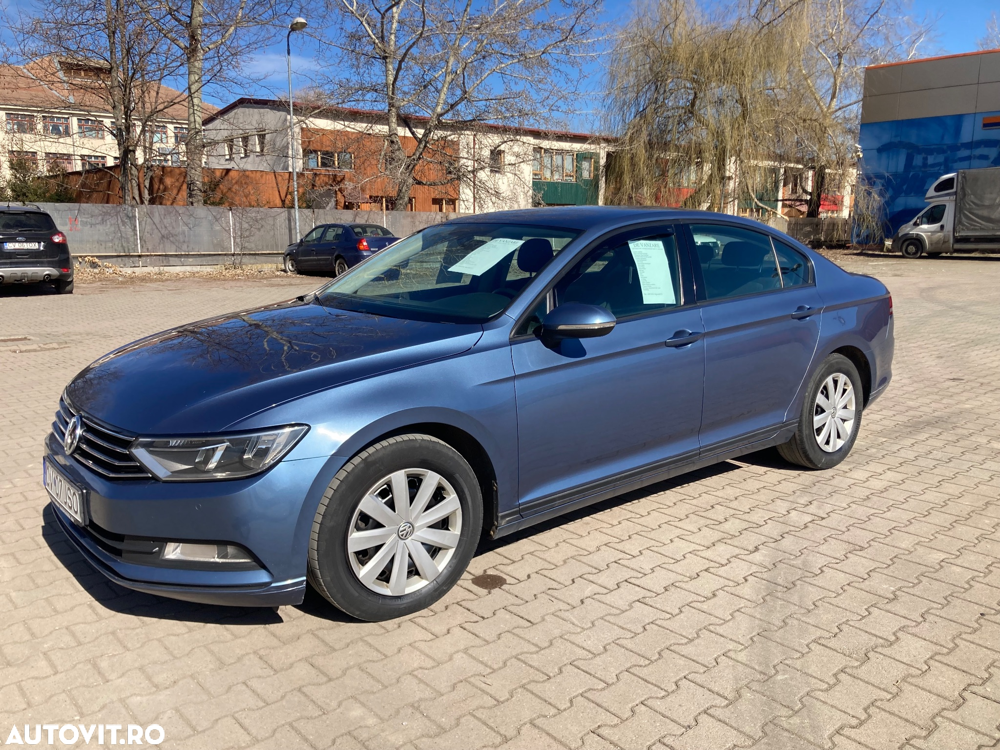 Volkswagen Passat 1.6 TDI (BlueMotion Technology) DSG Comfortline - 2