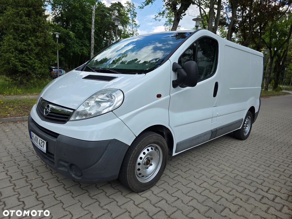 Opel Vivaro - 1