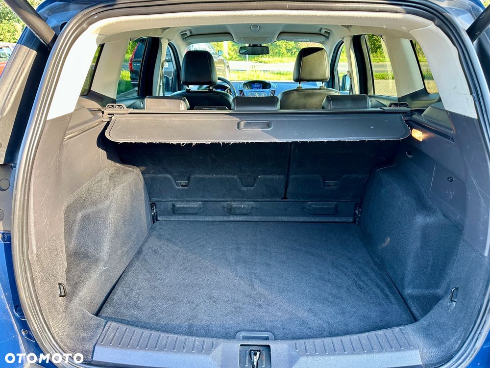 Ford Kuga 2.0 TDCi 2x4 Titanium - 22