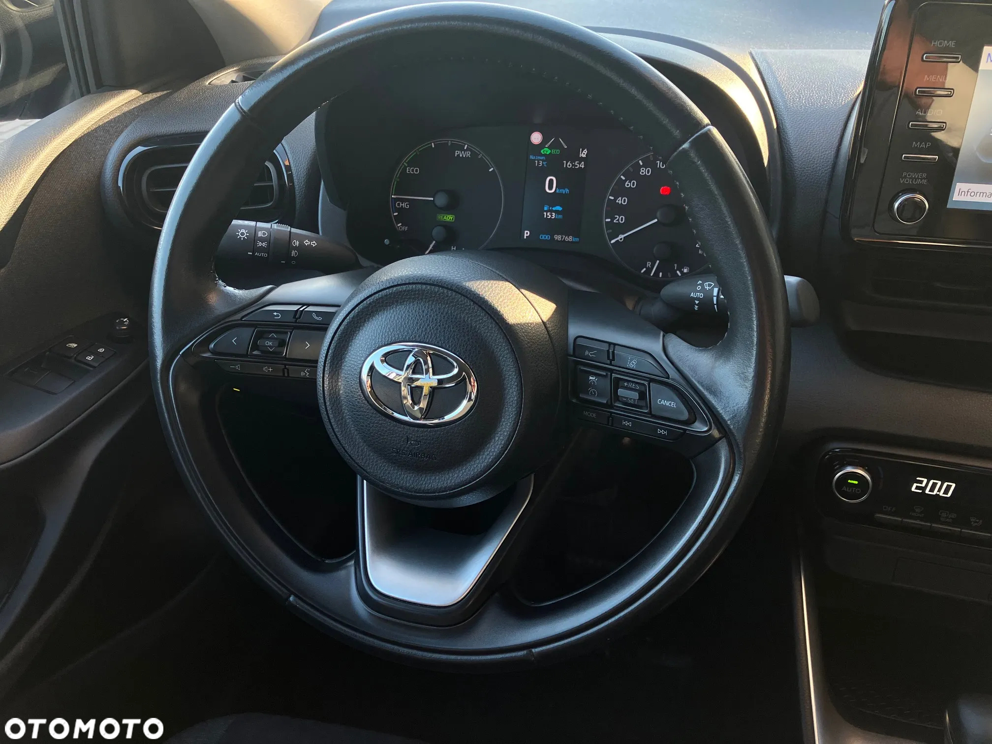 Toyota Yaris Hybrid 1.5 Comfort - 19