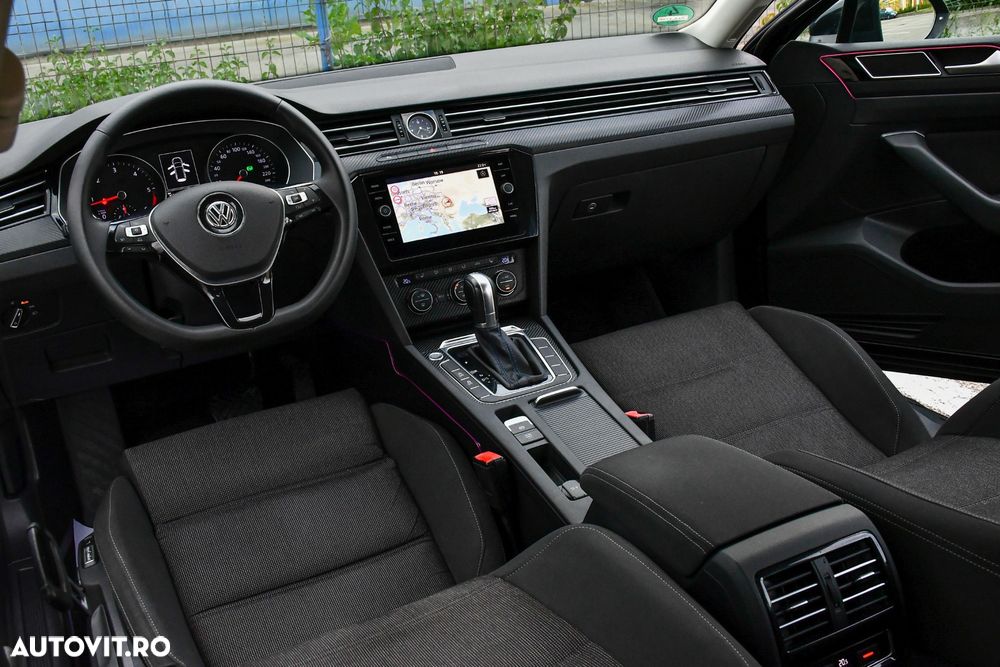 Volkswagen Passat 2.0 TDI DSG Comfortline - 6
