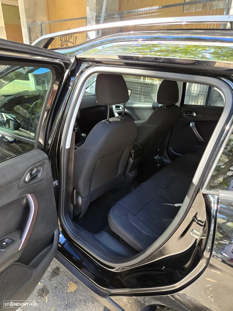 Peugeot 2008 1.4 HDi Active - 14